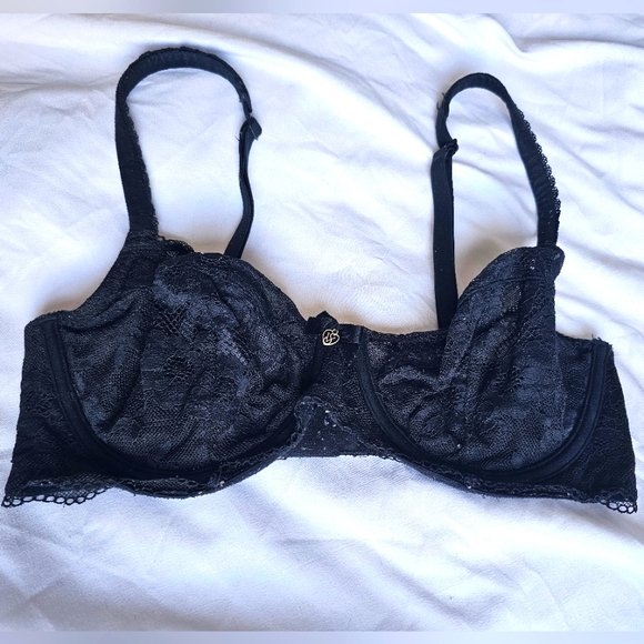 VS Black Lace Bra - Picture 1 of 1